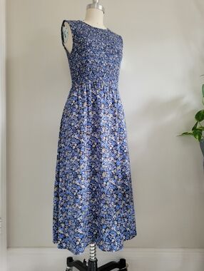 NAUTICA JEANS blue floral print sleeveless maxi dress with smocking